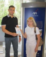 Жительница Запорожья - счастливая обладательница сертификата на 20 000 грн. от «АХА Страхование»