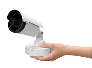 Новые сетевые видеокамеры наружного наблюдения производства AXIS с поддержкой Full HD при 25 к/с и PoE