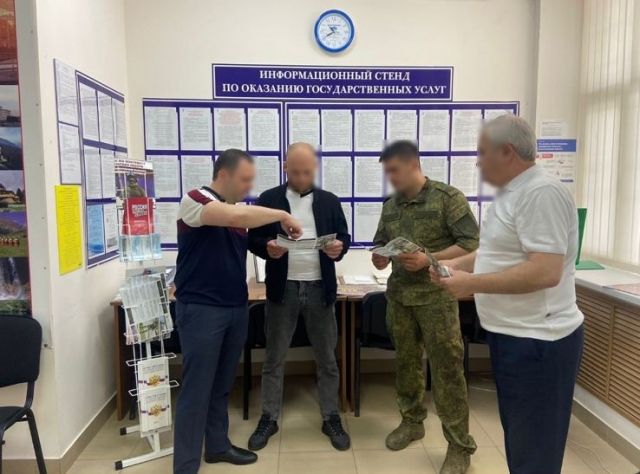 В Баксанском районе новых российских граждан продолжают ставить на воинский учет