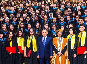 В Назарбаев Университете состоялась первая церемония выпуска студентов