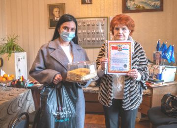 Отель Yalta Intourist поздравил с праздником ветеранов и инвалидов Ялтинского округа