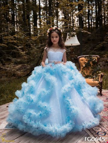 Pink Boutique представляет платья для маленьких принцесс бренда «Престиж»