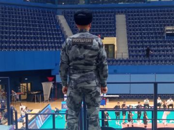 Росгвардия обеспечила безопасность матча на Чемпионате России по волейболу в Кузбассе
