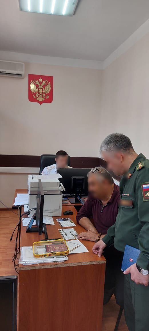 В Хасавюртовском районе ставят на воинский учет граждан, получивших гражданство России