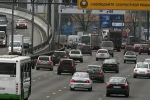 Власти Подмосковья предложили в обязательном порядке размещать рекламу безопасности движения на дорогах