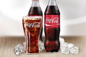 Кения запретила рекламу Coca-Cola из-за сцены с поцелуем