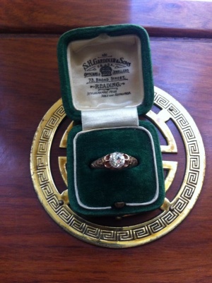 Ольга Золотая купила антикварное кольцо, которому 150 лет