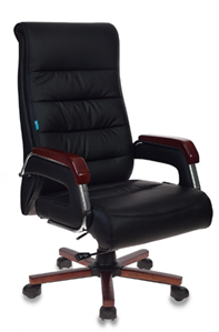 Статус и комфорт: новое кресло для руководителей ТМ «Бюрократ» T-9909