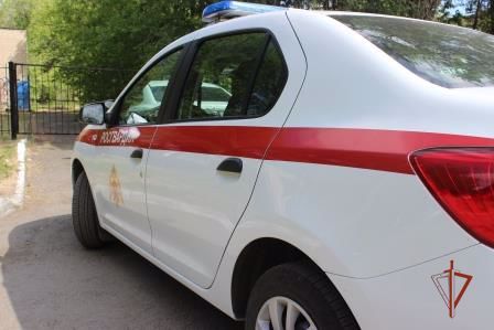 В Челябинске росгвардейцы задержали подозреваемого в нападении на отделение банка