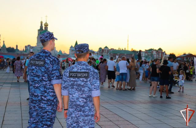 Росгвардейцы обеспечили безопасность во время празднования 440-летия города Йошкар-Олы