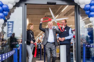 JYSK празднует открытие 2500 магазинов