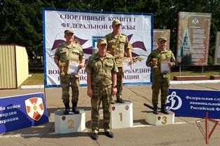 Команда Северского соединения Росгвардии завоевала второе место на чемпионате Сибирского округа по военно-прикладному спорту