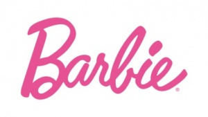 Создавай прически вместе с Barbie® из серии «Игра с модой»!
