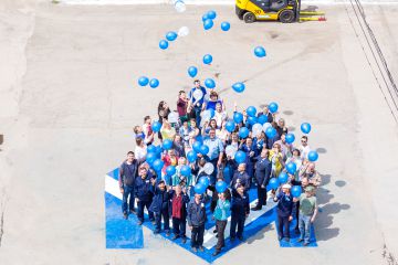 Одна из крупнейших в Сибири компаний по оказанию услуг в сфере складского бизнеса отпраздновала свое 45-летие