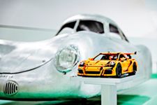 Cпорткар Porsche от LEGO® Technic появился в России при поддержке Pro-Vision