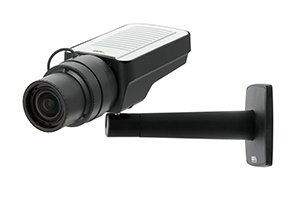 AXIS выведена на рынок 2,3-мегапиксельная сетевая видеокамера для съемки быстродвижущихся объектов при любом освещении