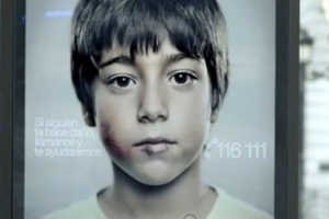 Испанцы изобрели рекламу, которая видна только детям