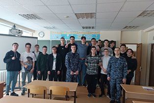 Об основах пожарной безопасности рассказала школьникам Росгвардия в Томске