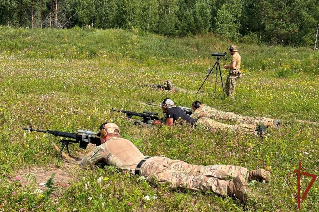 Офицер СОБР из Томской области принял участие в учебном сборе снайперов Сибирского округа Росгвардии