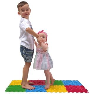 Публикация «Массажный коврик для профилактики плоскостопия у дошкольников» размещена в разделах