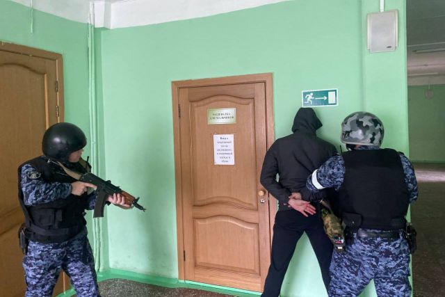 В Томске росгвардейцы приняли участие во всероссийских учениях по антитеррористической защищенности объектов образования