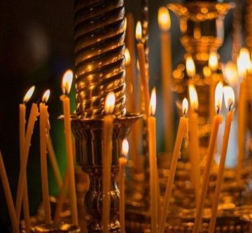 Как поставить свечку в церкви за здравие или упокой онлайн: новые возможности для духовного поддержания