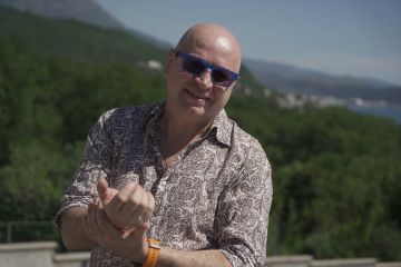 Композитор и музыкант Рустэм Султанов выпустил новый альбом «Это ты»