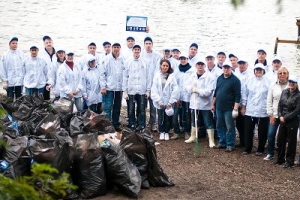 В рамках акции «Семь рек» сотрудники компании «Балтика» очистили берег реки Дон