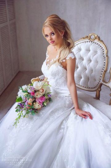 Свадебные платья Pronovias со скидками до 70% в салоне Best Bride
