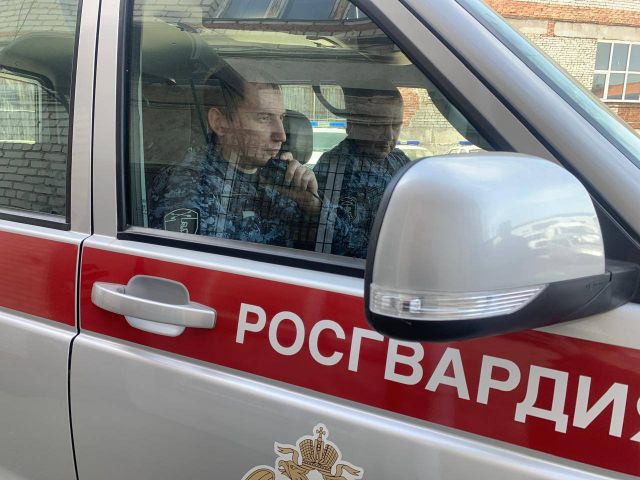 Росгвардейцы помогли заблудившейся жительнице Красноярского края вернуться домой
