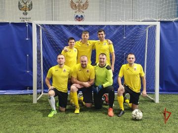 В Томске росгвардейцы вошли в тройку победителей соревнований по мини-футболу