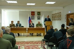Встреча представителей органов власти со спецподразделениями Росгвардии состоялась в Томской области