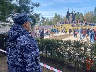 Подразделения Росгвардии обеспечили безопасность празднования Дня Победы в Томской области