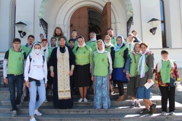 Активисты движения «Православные добровольцы» с добровольческим отрядом кинокомпании «Союз Маринс Групп» совершили путешествие по Смоленской земле