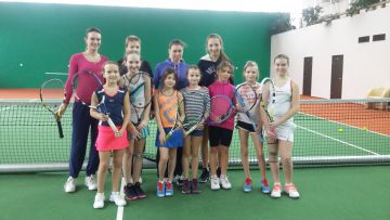 Экс-вторая ракетка мира по теннису Вера Звонаревой дала мастер-класс для юных воспитанников «Чайки»