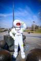 Звездам навстречу: R.O.C.S поздравил российских знаменитостей с Днем Космонавтики
