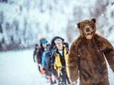 Каркам Excam One запечатлеет, как Сибиряки и медведь покоряют Альпы.