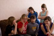 В России откроется первая «Школа семьи» для девочек из детских домов