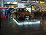 Размещение автомобилей KIA Soul и KIA Cerato в столичных аэропортах и крупных торговых центрах Москвы и Санкт-Петербурга