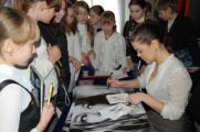 Алина Гросу продолжает участие в социальной акции «Звезды против детской жесткости»
