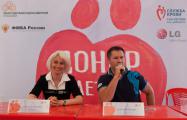 Эдгард Запашный, Алексей Немов и Татьяна Навка, звёздные послы LG  в области донорства, выступили на Форуме «Селигер-2011»