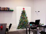 Как украсить офис к Новому году?