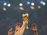 Кубок Чемпионата Мира по футболу (FIFA World Cup)-2018 прибывает в Россию