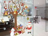 Как украсить офис к Новому году?