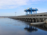 Саратовская ГЭС начнет холостой сброс воды к началу следующей недели