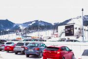 Агентством IQ было проведено размещение наружной рекламы на горнолыжных курортах России энергетического напитка Adrenaline Rush