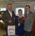 Компания «Эссен Продакшн АГ» поздравила женщин-ветеранов с 8 марта и вручила им подарки