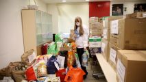 Сотрудники бизнес-центра «Нагатинский» помогли в в сборе гуманитарной помощи беженцам из Донбасса