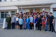 Отель Yalta Intourist поздравил выпускников Кадетского корпуса