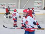 Юные хоккеисты получили 500 000 рублей на экипировку